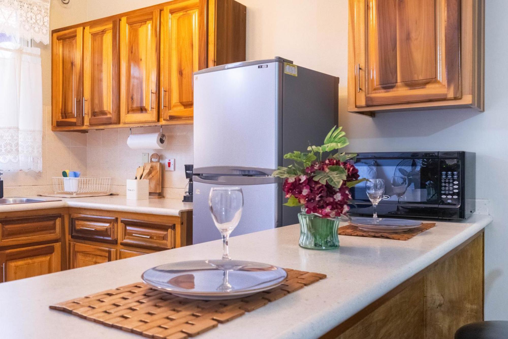 Musgrave Annex- Comfy 1 Bedroom Apartment On The Ground Floor Kingston Kültér fotó